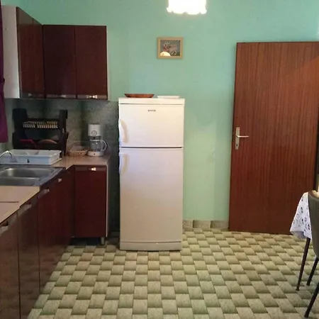 Sova شقة بوستيرا