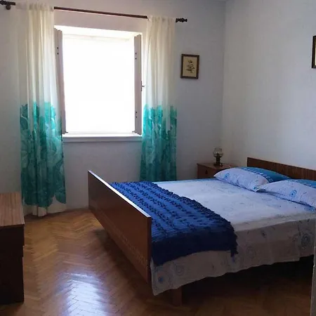 Apartment Apartments Sova Postira