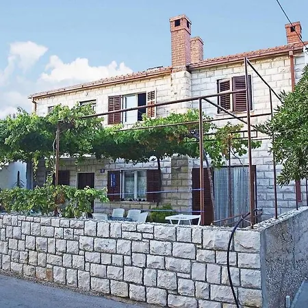 Apartments Sova *
